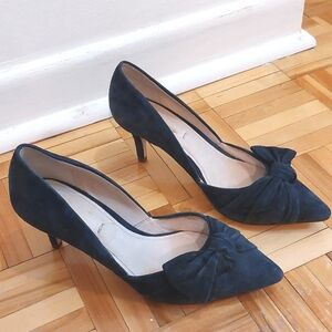 Blue suede Louise et Cie classic shoes size 5.5